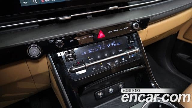 Kia Carnival 2022 — Фото 17/20