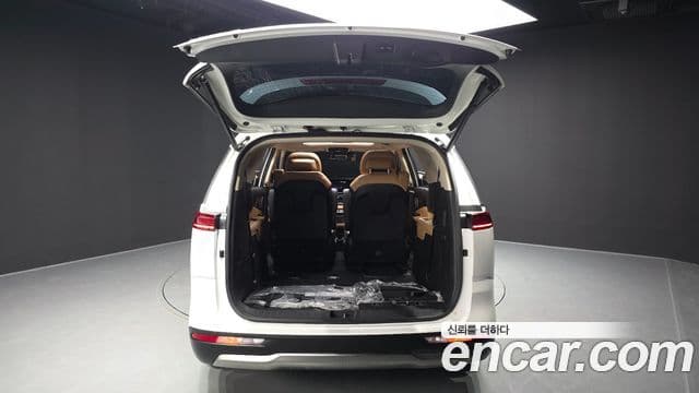 Kia Carnival 2022 — Фото 20/20
