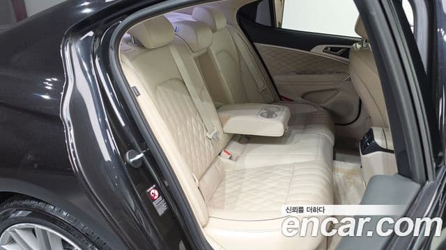 Genesis G70 2019 — фото 12 из 20