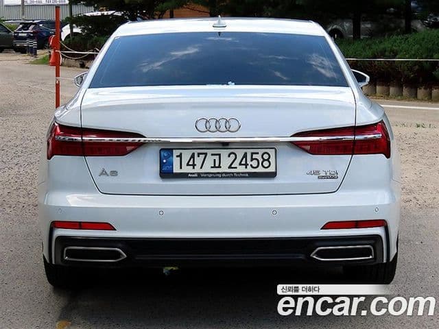 Audi A6 2021 — ფოტო 3/20