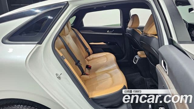 Kia K5 2020 — фото 11 из 20