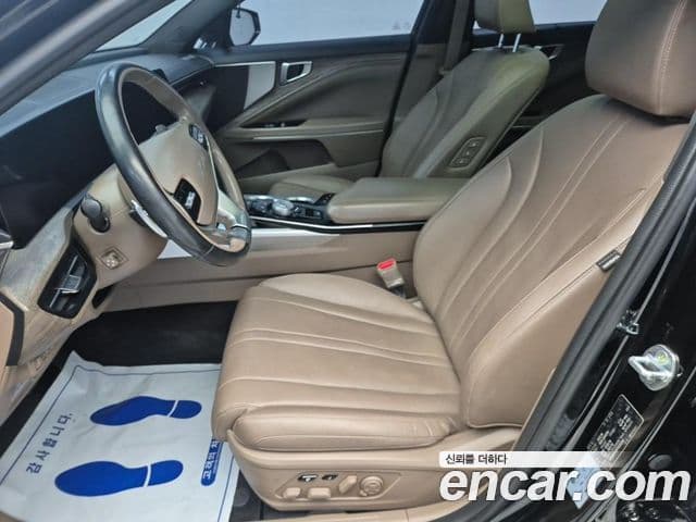 Kia K8 2022 — фото 10 из 19