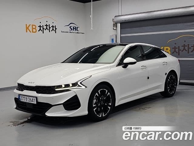 Kia K5 2022 — Şəkil 1/20