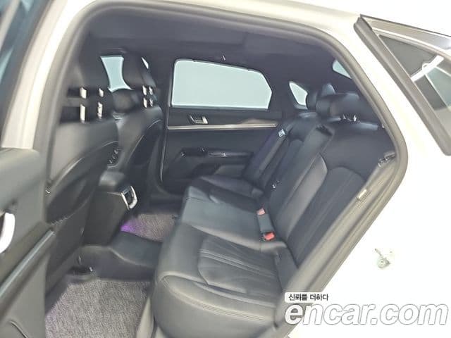 Kia K5 2022 — Şəkil 9/20