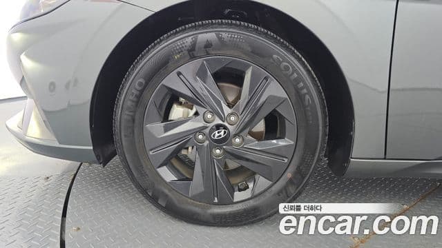 Hyundai Avante 2021 — ფოტო 5/20