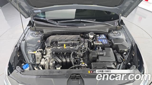 Hyundai Avante 2021 — ფოტო 6/20