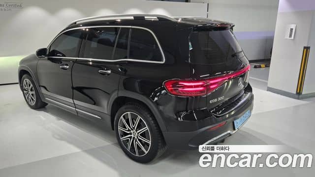 Mercedes-Benz EQB, 2025