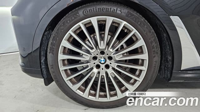 BMW X7 2022 — Фото 5/20