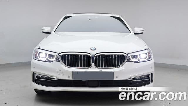 BMW 5 Series 2019 — Şəkil 18/20