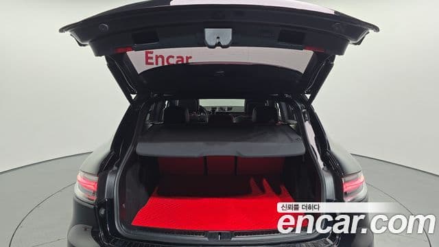 Porsche Macan 2018 — ფოტო 19/20