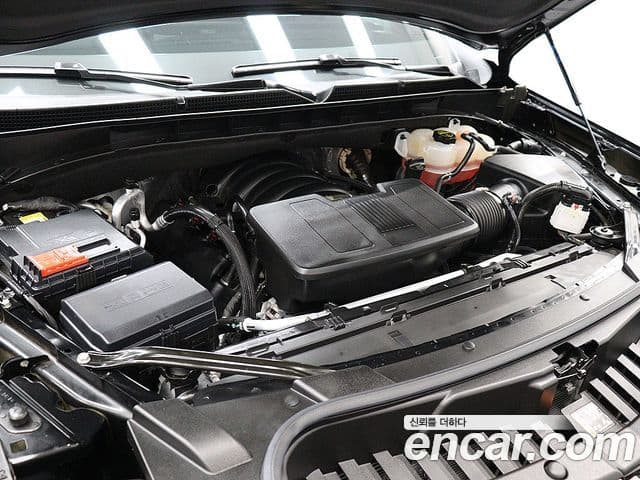 Cadillac Escalade 2025 — Şəkil 19/20