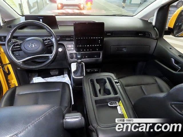 Hyundai Staria 2022 — фото 9 из 20