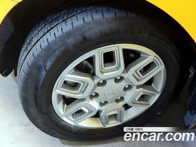 Hyundai Staria 2022 — ფოტო 19/20