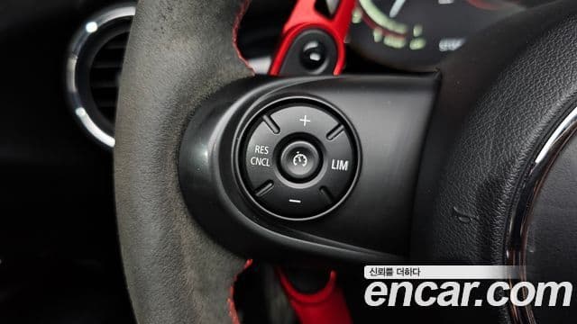 Mini Cooper S Convertible 2019 — Şəkil 12/20