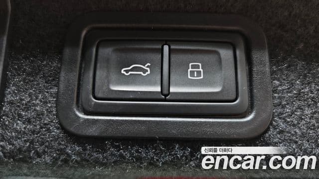 Audi A6 2023 — ფოტო 17/20