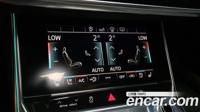 Audi A6 2020 — ფოტო 18/20