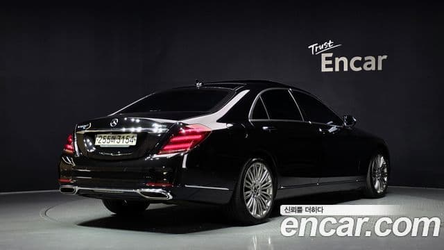 Mercedes-Benz S-Class 2018 — Фото 2/20