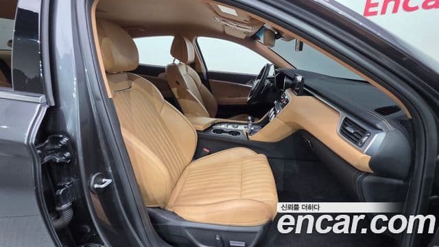 Genesis G70 2021 — ფოტო 10/20