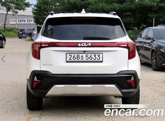 Kia Seltos 2023 — фото 3 из 20