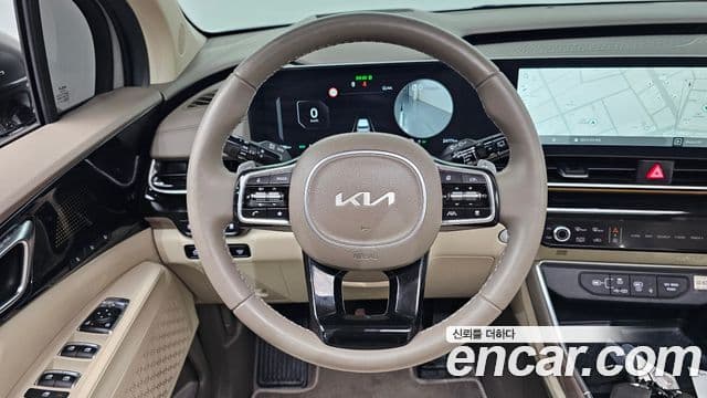 Kia Carnival 2024 — Фото 13/20