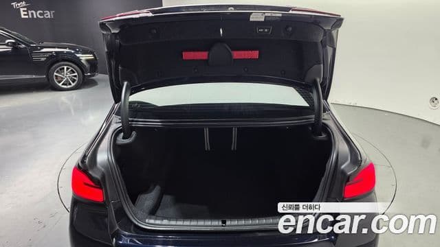 BMW 5 Series 2020 — фото 20 из 20