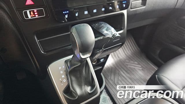 Hyundai Staria 2024 — Фото 9/20