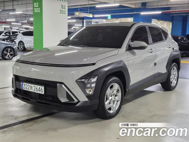 Hyundai Kona 2023 — ფოტო 10/20