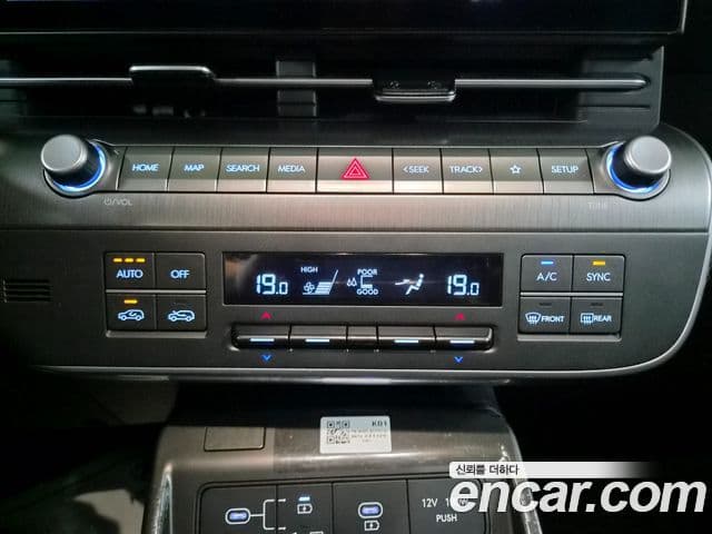 Hyundai Kona 2023 — ფოტო 9/20