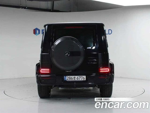 Mercedes-Benz G-Class 2021 — Photo 13/19