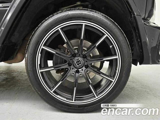 Mercedes-Benz G-Class 2021 — Photo 10/19