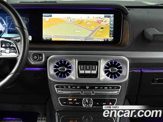 Mercedes-Benz G-Class 2021 — Photo 17/19