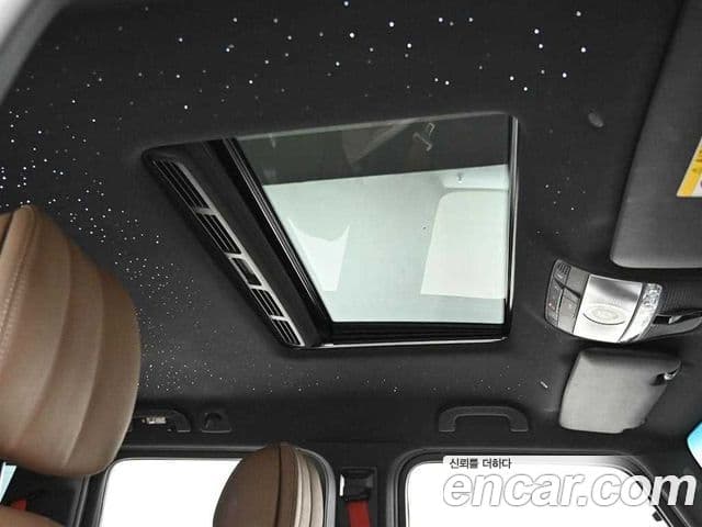 Mercedes-Benz G-Class 2021 — Photo 11/19