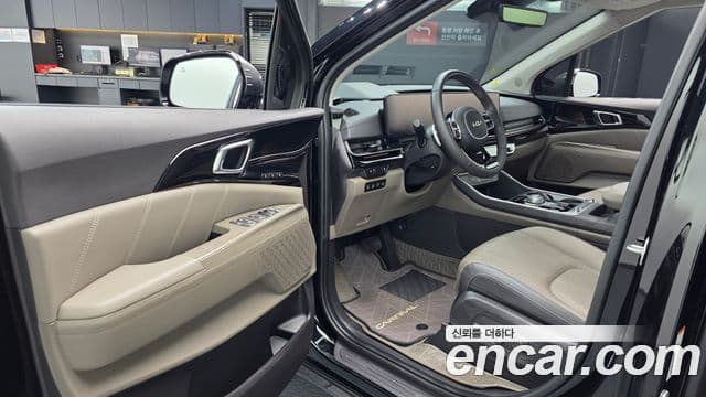 Kia Carnival 2024 — Фото 10/20