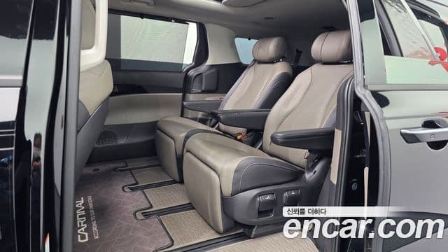 Kia Carnival 2024 — Фото 12/20