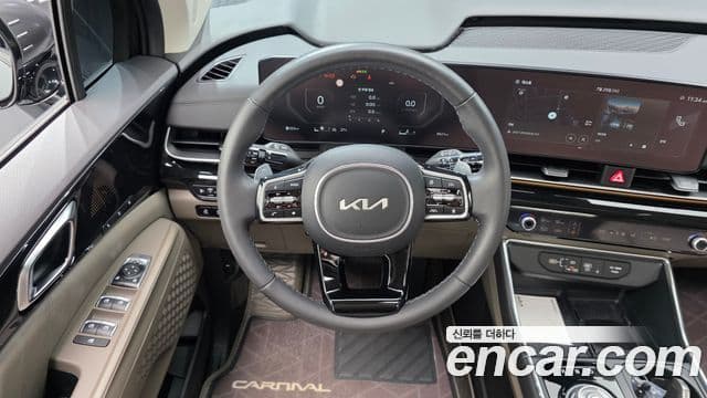 Kia Carnival 2024 — Фото 13/20