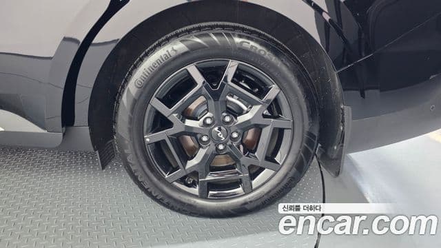 Kia Carnival 2024 — Şəkil 27/37