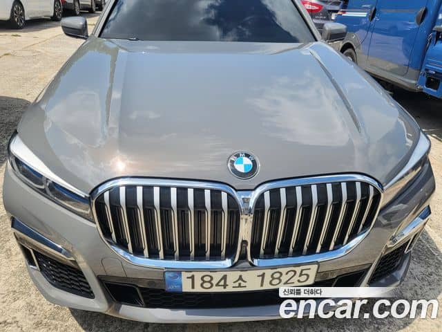 BMW 7 Series, 2022