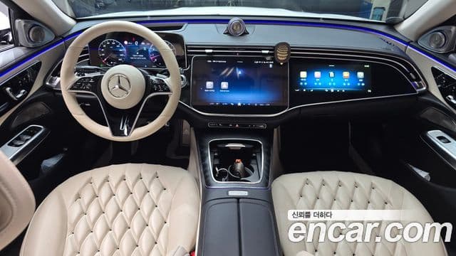 Mercedes-Benz E-Class 2024 — ფოტო 19/30