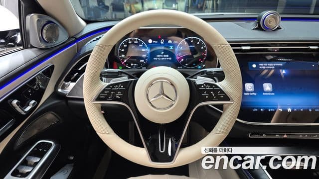 Mercedes-Benz E-Class 2024 — ფოტო 13/30