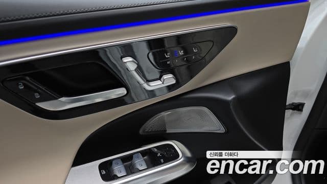 Mercedes-Benz E-Class 2024 — ფოტო 20/30