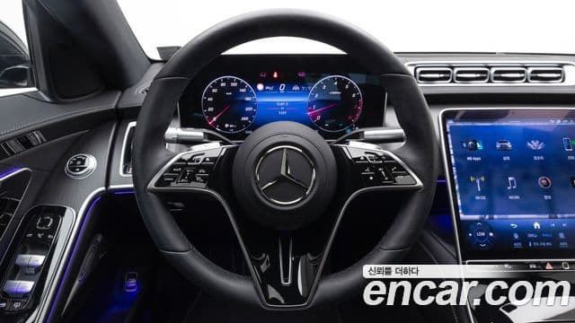 Mercedes-Benz S-Class 2025 — Photo 5/20