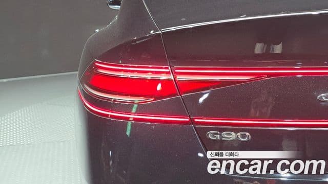 Genesis G90 2023 — Photo 36/36