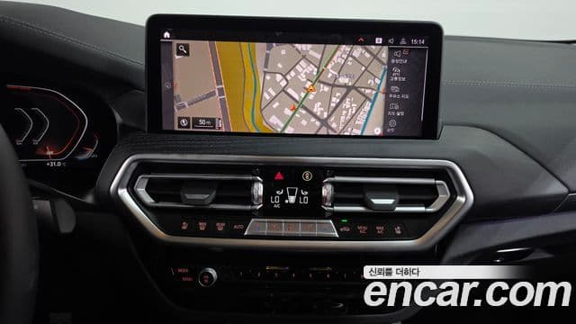 BMW X4 2023 — ფოტო 14/20