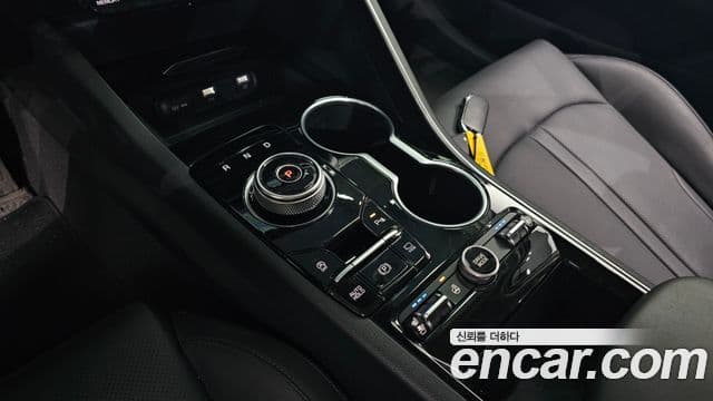 Kia K5 2022 — ფოტო 9/20