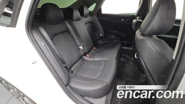 Kia K5 2022 — ფოტო 11/20
