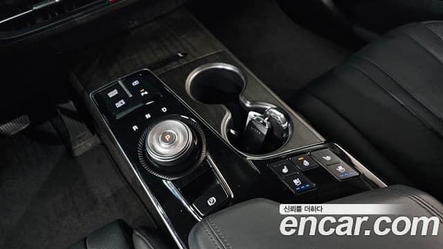 Kia K8 2023 — Şəkil 9/20