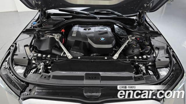 BMW 5 Series 2025 — ფოტო 6/20