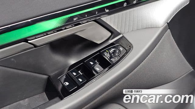 BMW 5 Series 2025 — Photo 5/35