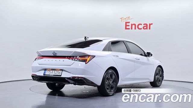 Hyundai Avante 2020 — ფოტო 2/20