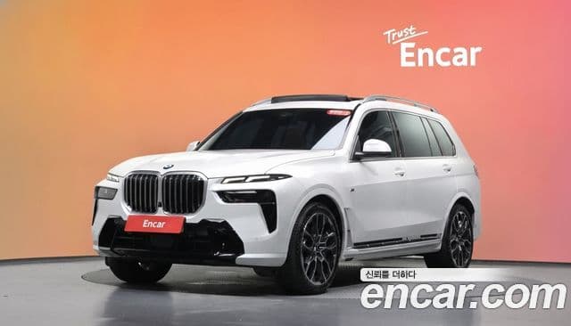 BMW X7 2025 — Фото 1/20